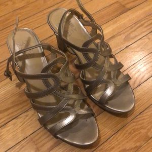 Dress shoe by Naturalizer